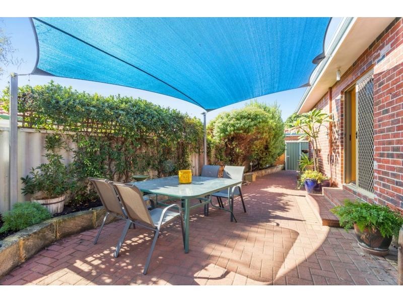 140 Hillsborough Drive, Nollamara WA 6061