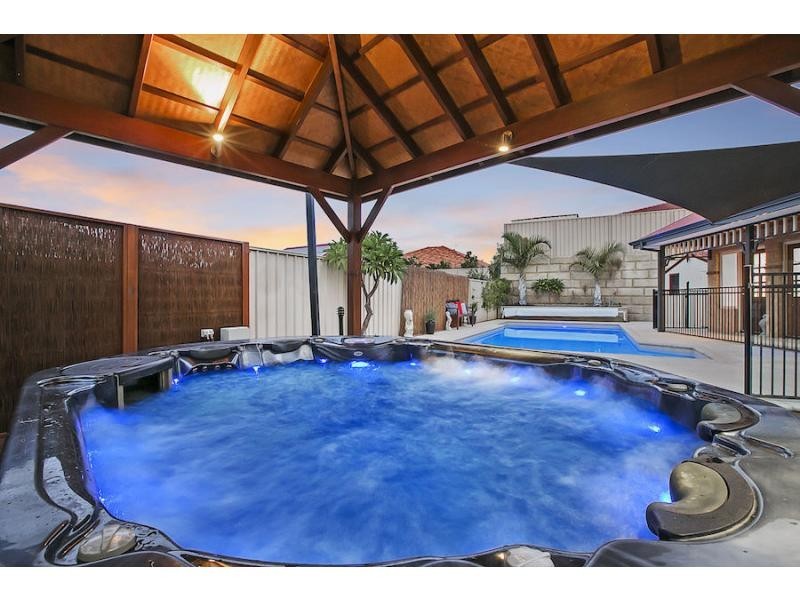 67 Monaghan Circle, Darch WA 6065