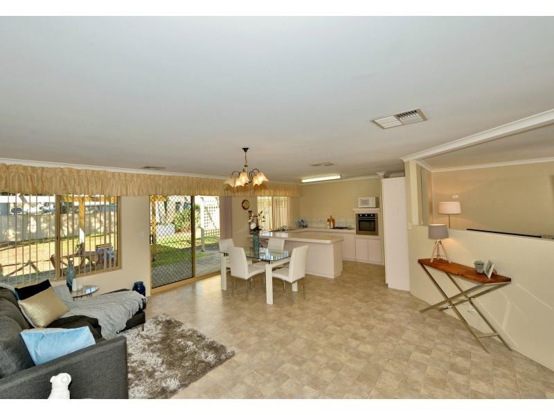 2 Flintham Way, Erskine WA 6210