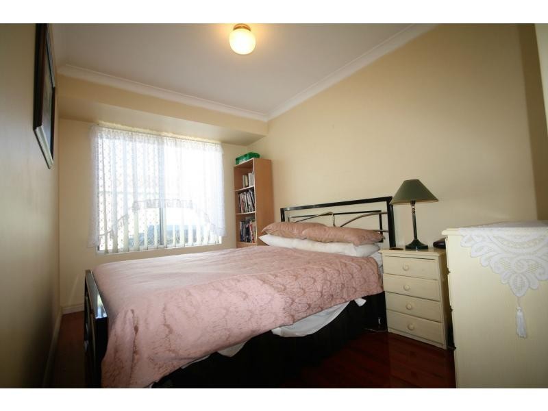 37 Brookside Gardens, Caversham WA 6055