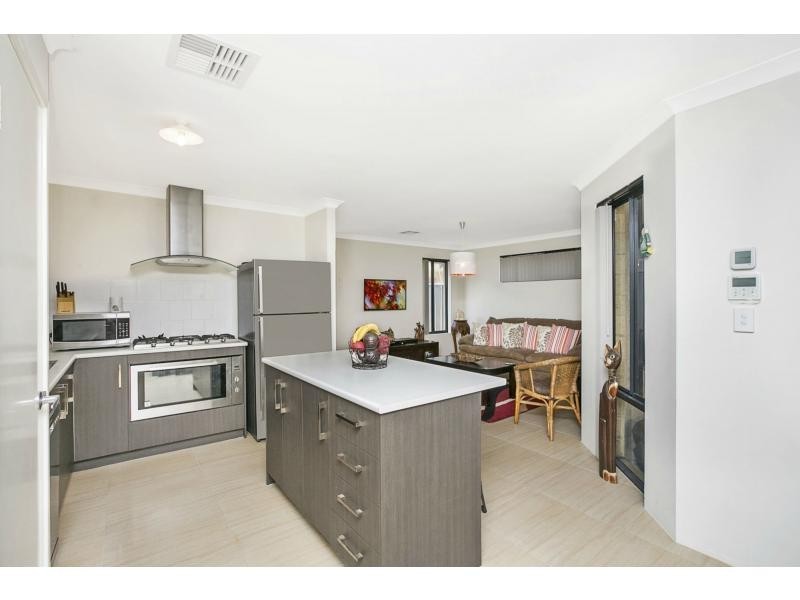 6 Mears Way, Hilbert WA 6112