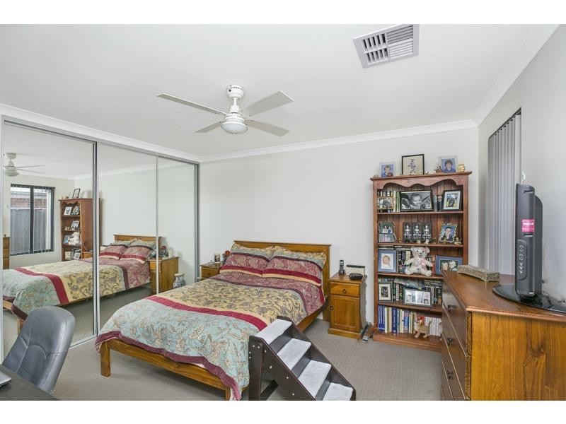 6 Mears Way, Hilbert WA 6112