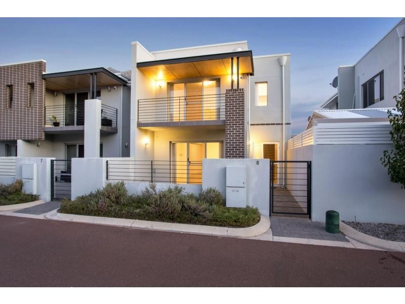 8/71 Baler Court, Hammond Park WA 6164