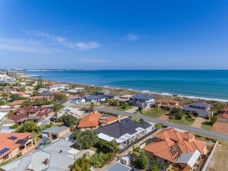 21 Watersun Drive, Silver Sands WA 6210