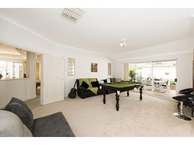 21 Watersun Drive, Silver Sands WA 6210