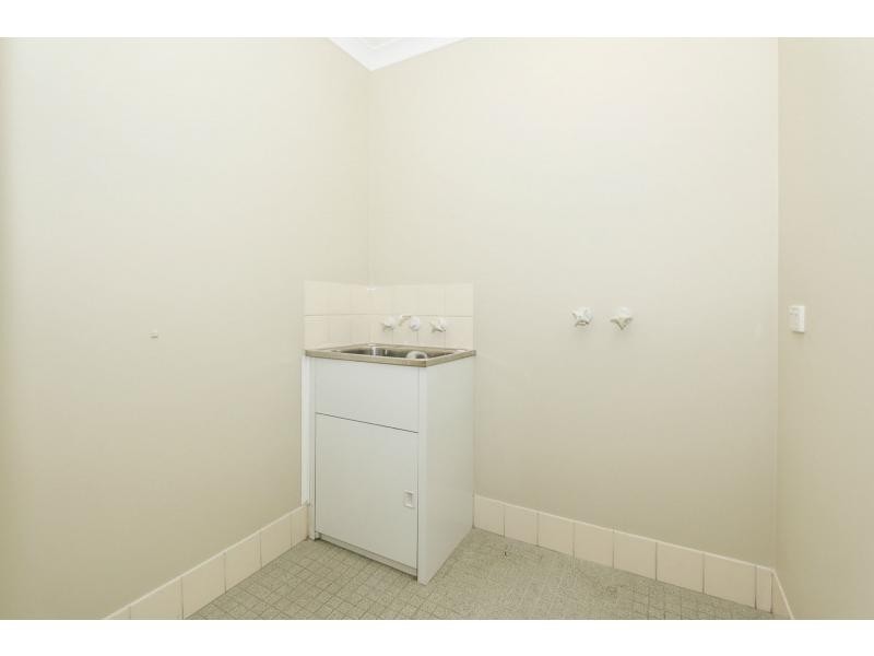 10/2 Keals Close, Bentley WA 6102