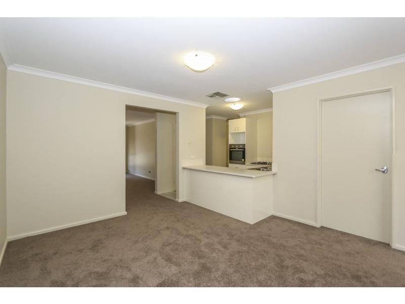 10/2 Keals Close, Bentley WA 6102