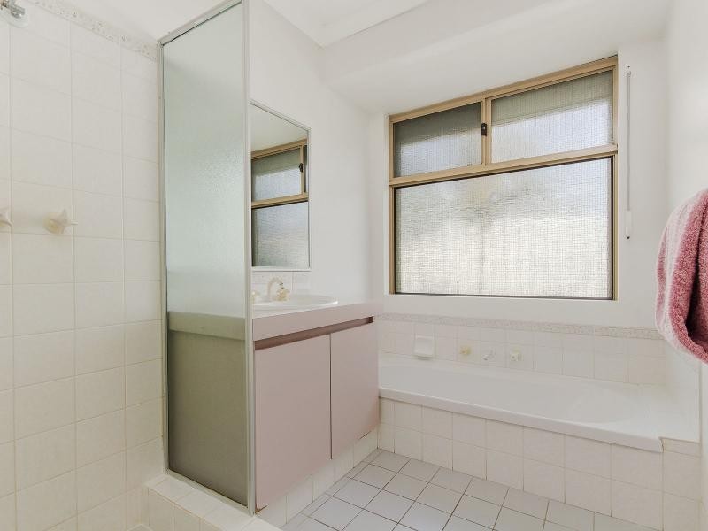 12 Baker Court, Waikiki WA 6169