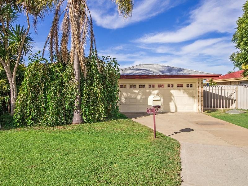 12 Baker Court, Waikiki WA 6169