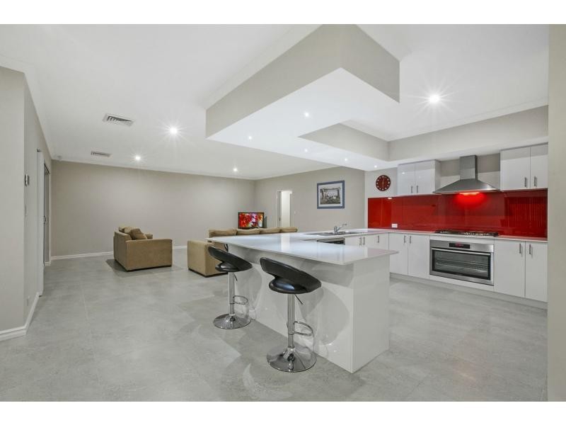 6 Djarryl Close, Falcon WA 6210