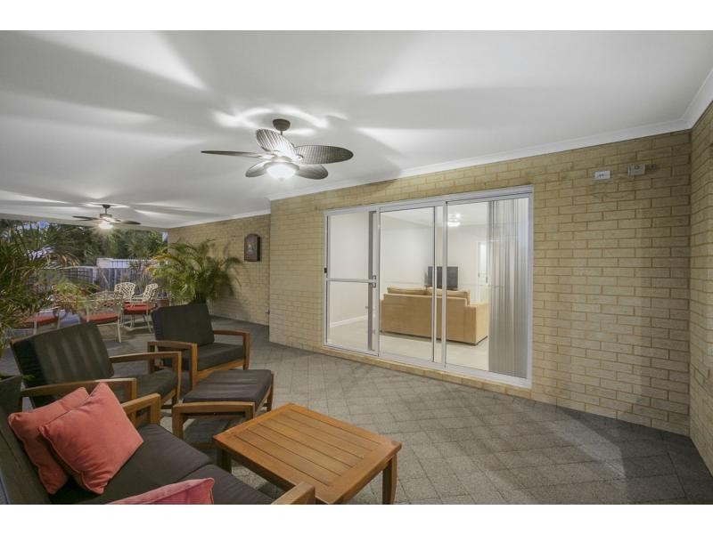 6 Djarryl Close, Falcon WA 6210