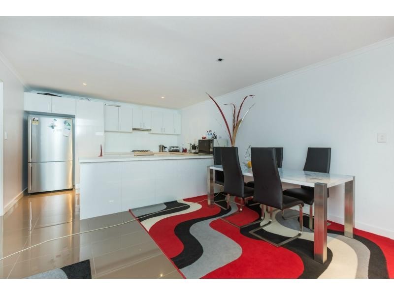 15d Friar Road, Armadale WA 6112