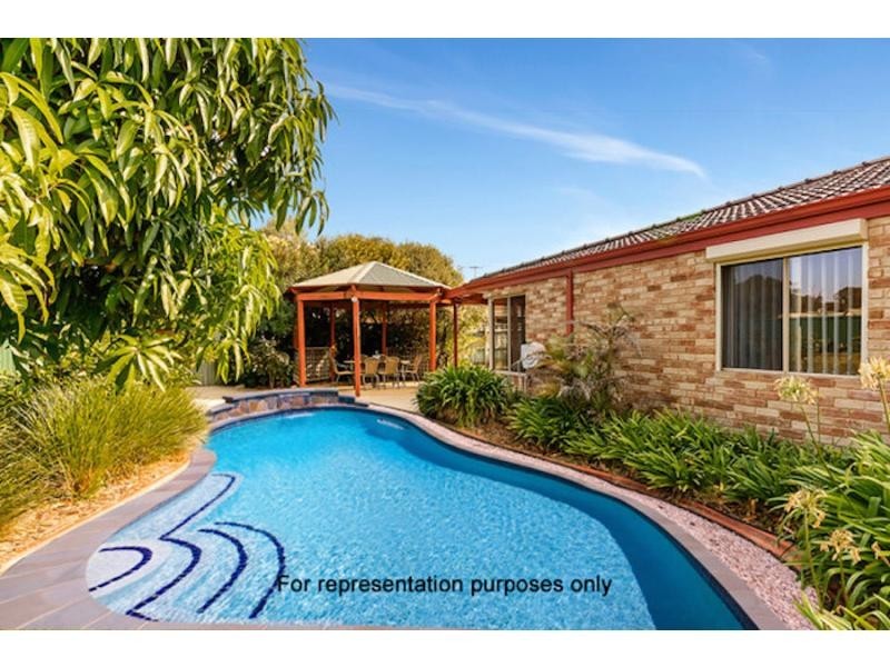 8 Southern Terrace, Connolly WA 6027