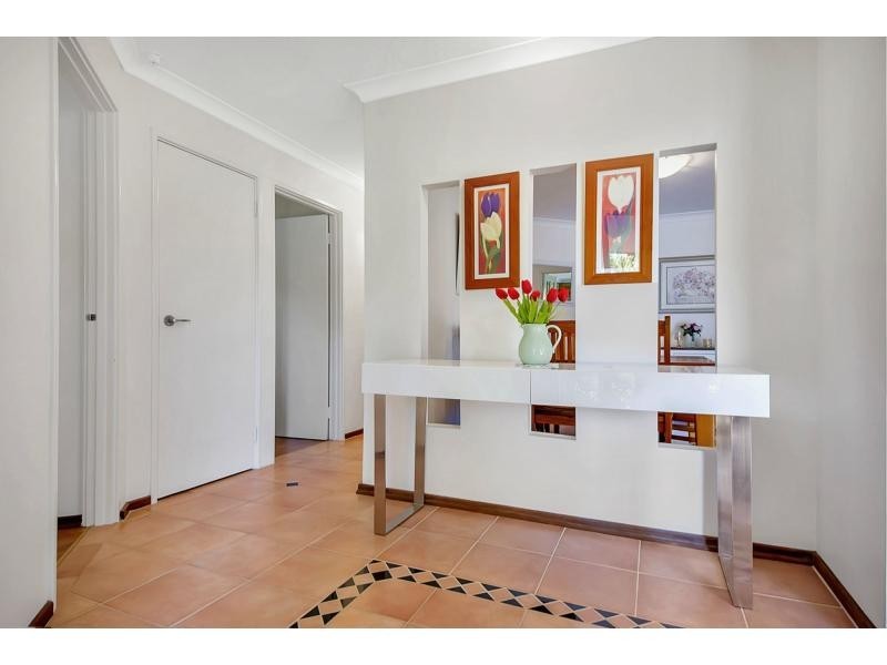 8 Southern Terrace, Connolly WA 6027