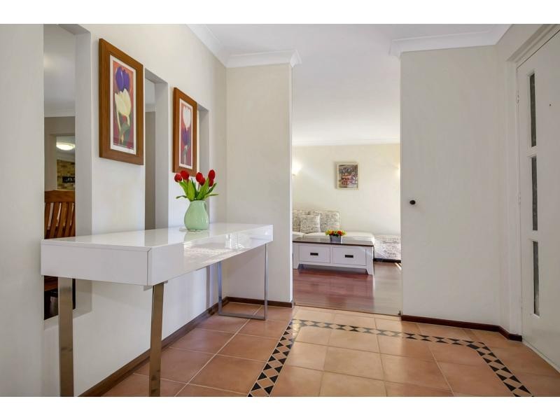 8 Southern Terrace, Connolly WA 6027