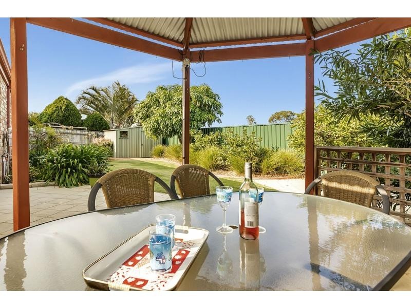 8 Southern Terrace, Connolly WA 6027