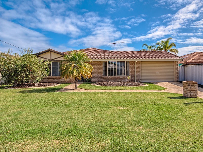 9 Quindalup Court, Hillman WA 6168