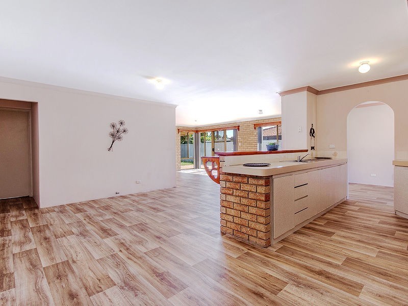 9 Quindalup Court, Hillman WA 6168