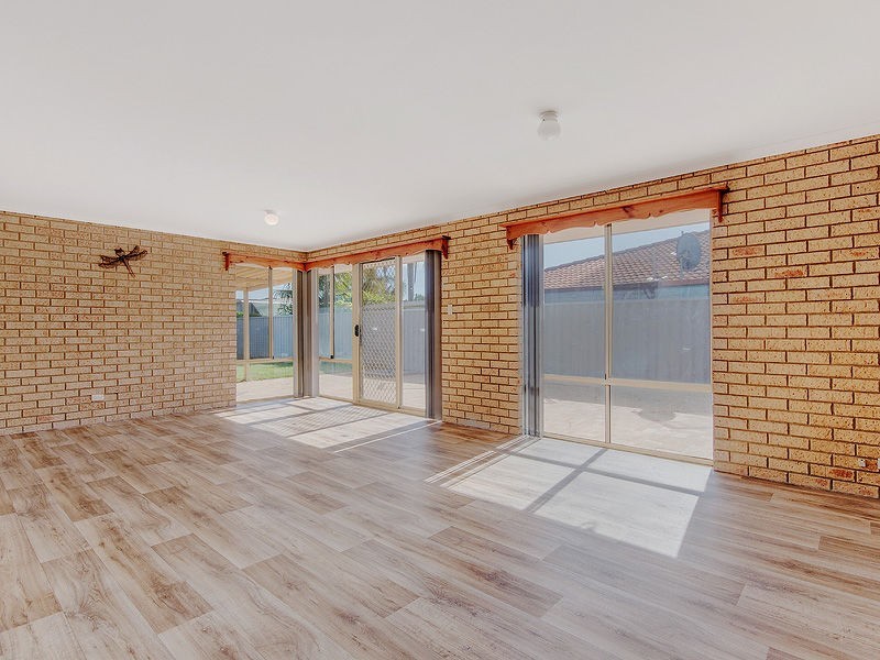 9 Quindalup Court, Hillman WA 6168