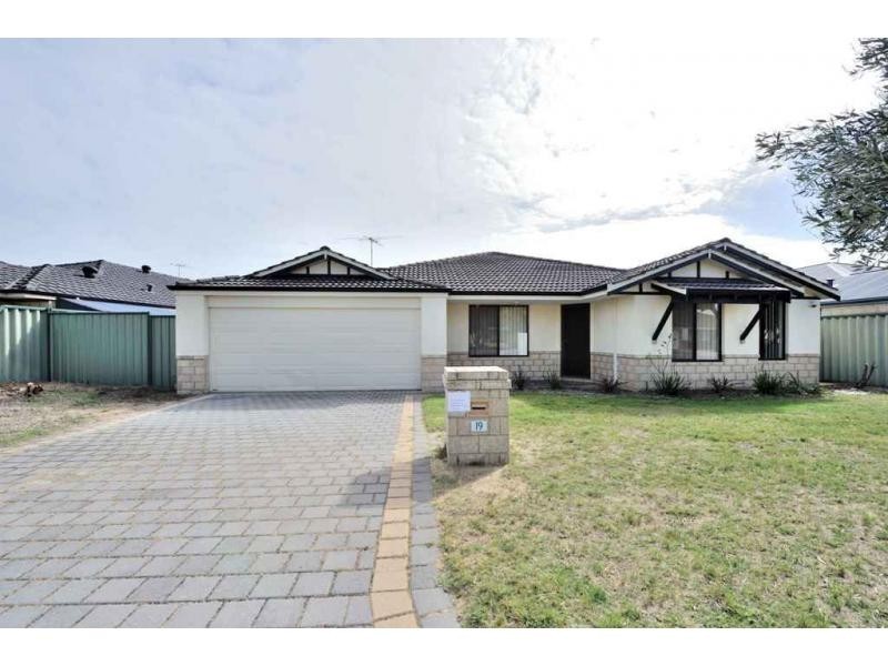 19 Althorpe Crescent, Port Kennedy WA 6172