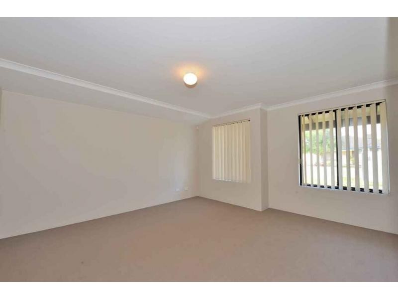19 Althorpe Crescent, Port Kennedy WA 6172