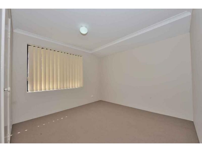 19 Althorpe Crescent, Port Kennedy WA 6172