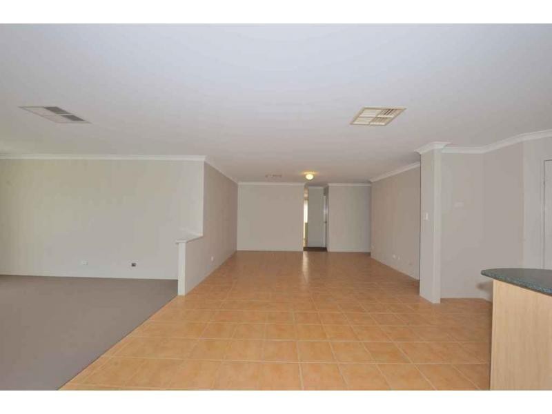 19 Althorpe Crescent, Port Kennedy WA 6172