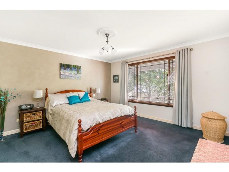 2 Greenpark Rise, Bibra Lake WA 6163