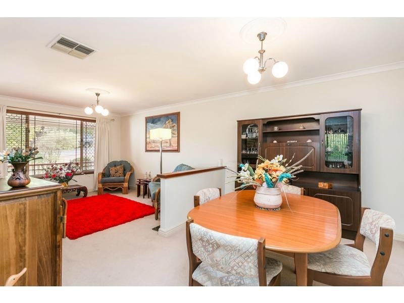 2 Greenpark Rise, Bibra Lake WA 6163