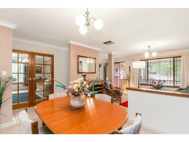 2 Greenpark Rise, Bibra Lake WA 6163