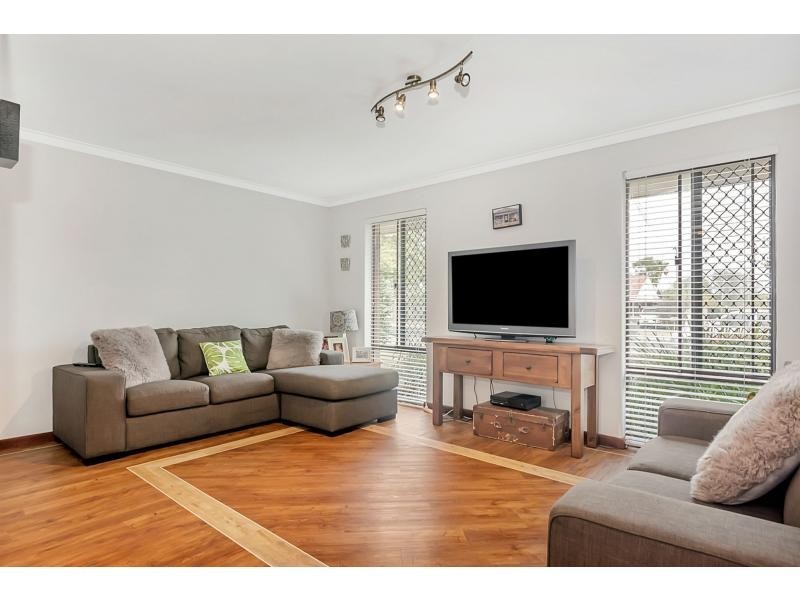 22 Dallas Crescent, Wanneroo WA 6065