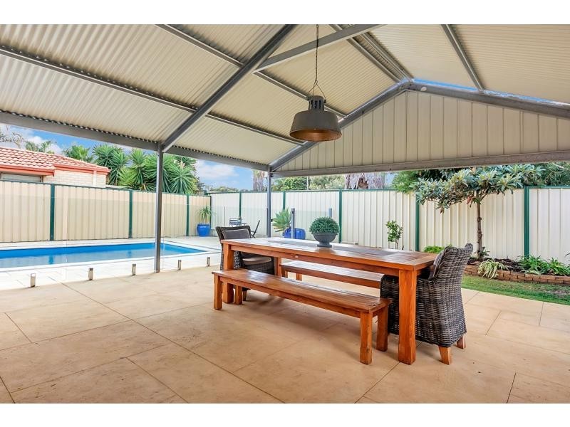 22 Dallas Crescent, Wanneroo WA 6065