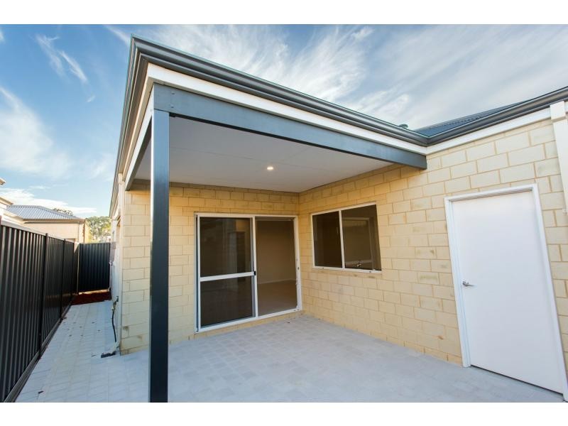 17/1 Balfour Road, Swan View WA 6056