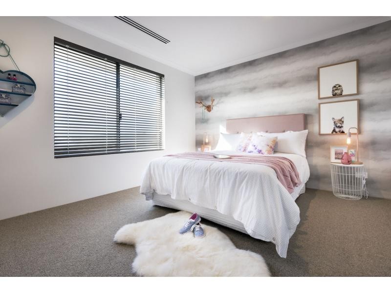 3 Charleston Road, Eglinton WA 6034