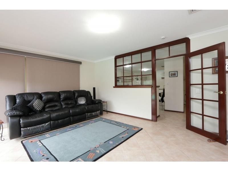 5 Mayfair Place, Willetton WA 6155