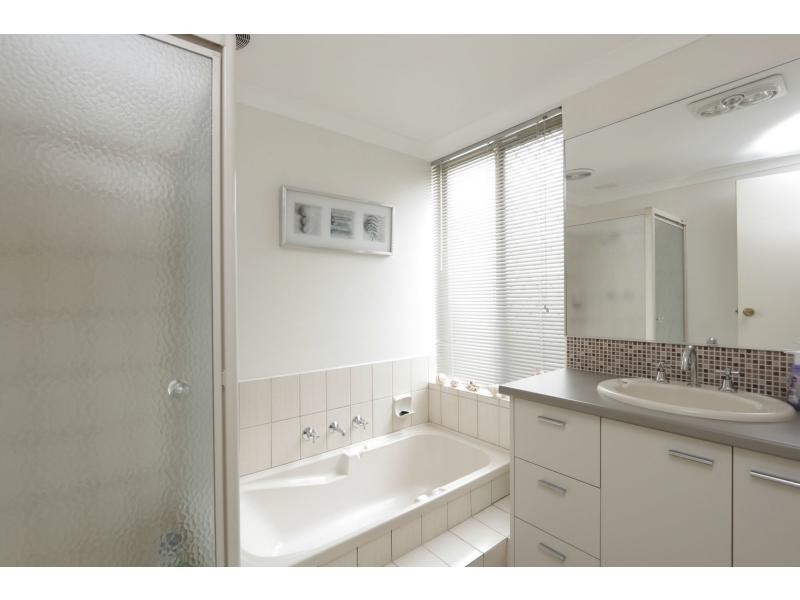 5 Mayfair Place, Willetton WA 6155