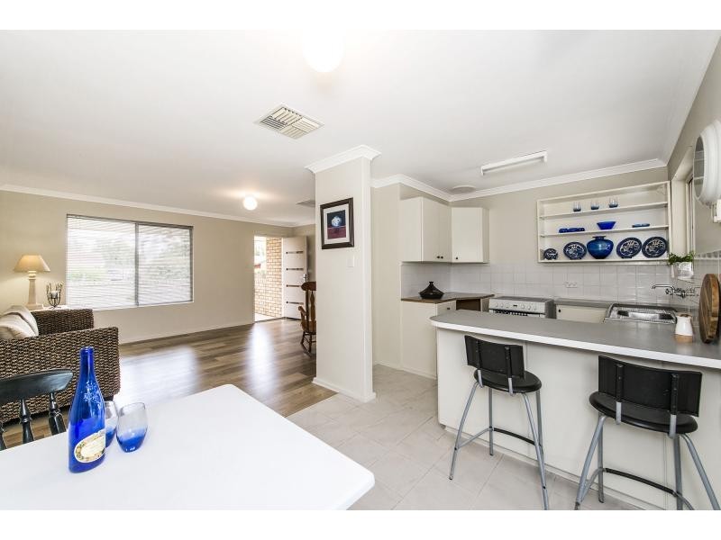 7 Winnunga Place, Armadale WA 6112