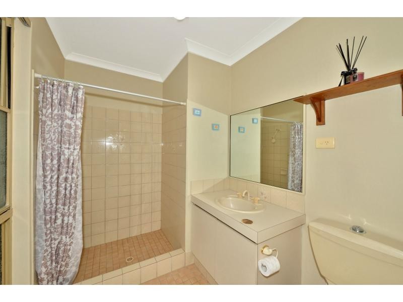 5 Sussex Place, Halls Head WA 6210