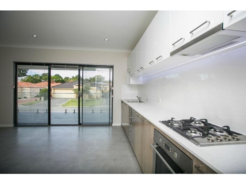 1-6/19 Ilumba Way, Nollamara WA 6061