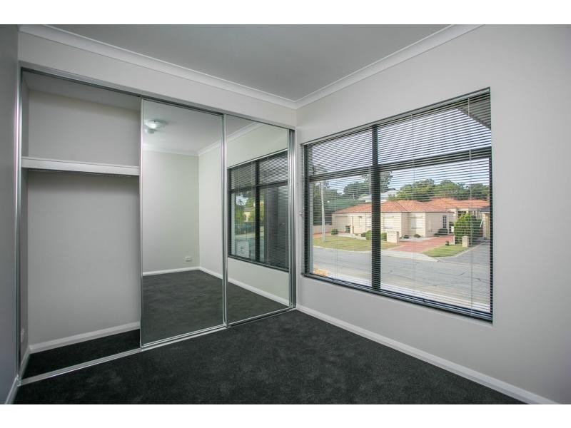 1-6/19 Ilumba Way, Nollamara WA 6061