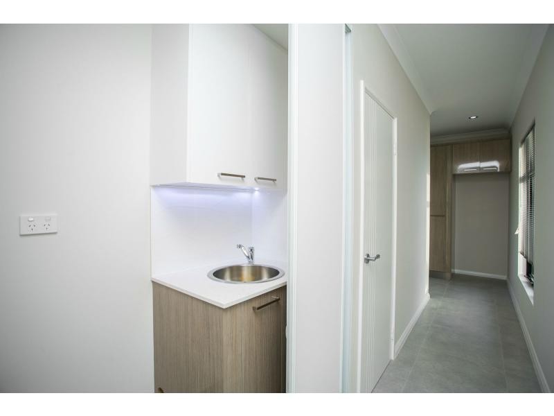 1-6/19 Ilumba Way, Nollamara WA 6061