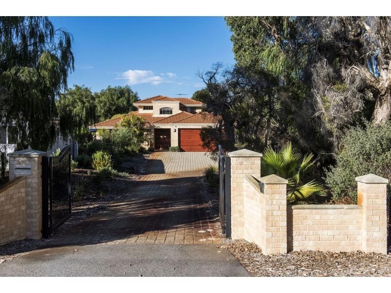 248 Vines Avenue, The Vines WA 6069