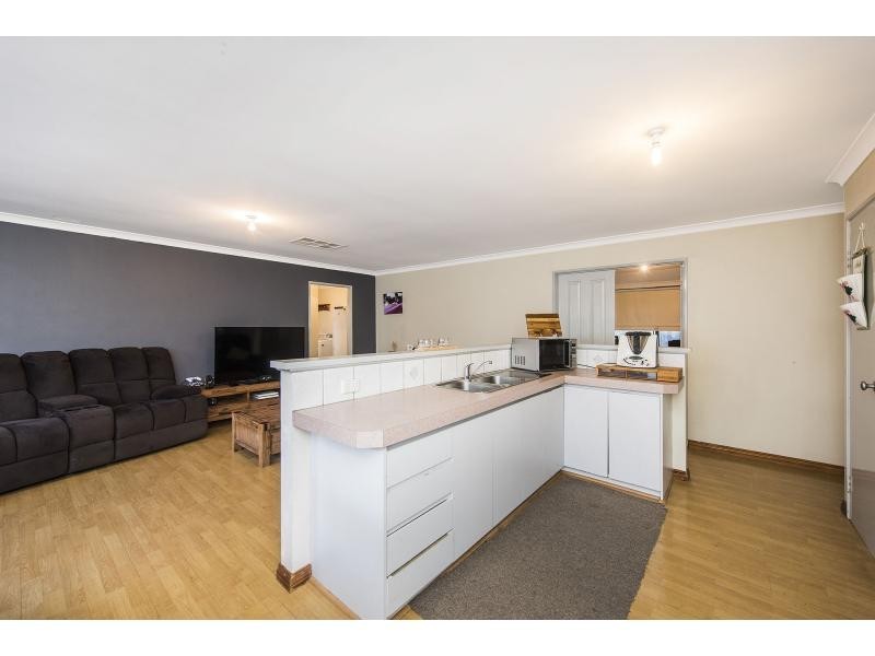 2 Darter Close, Beeliar WA 6164