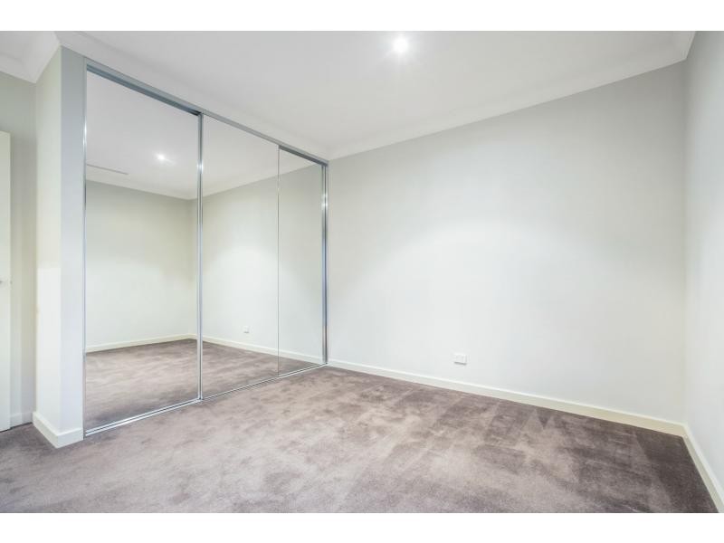 24 Splendens Turn, Halls Head WA 6210