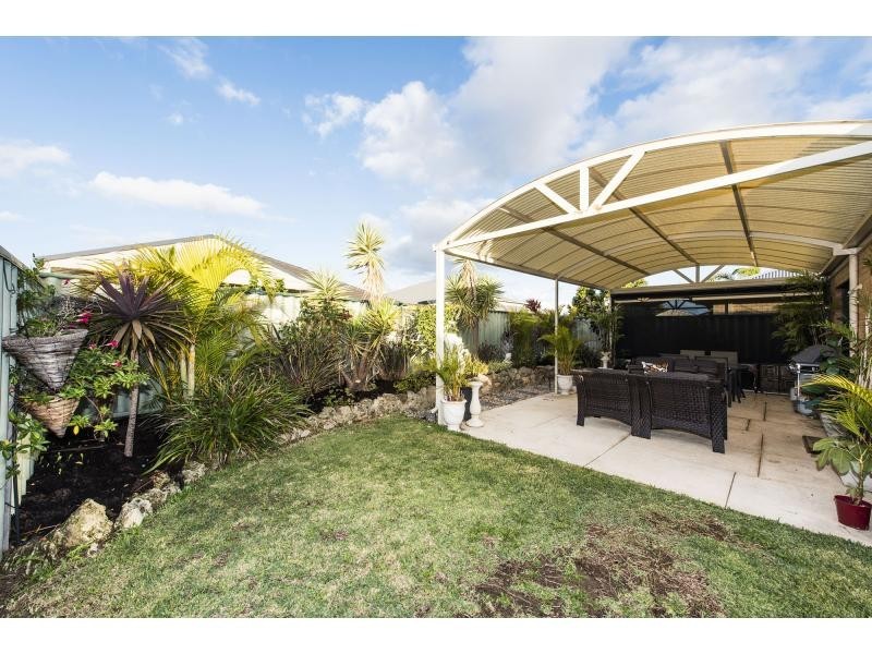 10 Tangier Parkway, Port Kennedy WA 6172