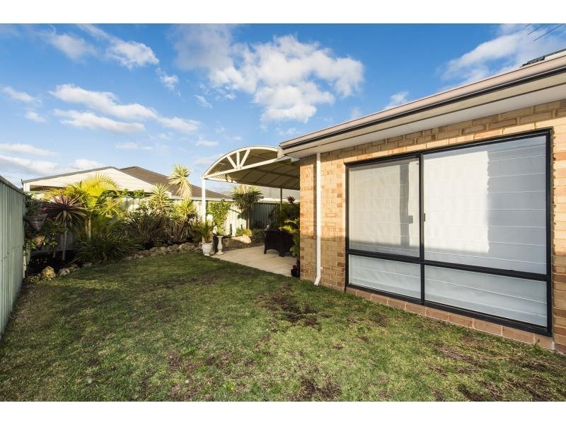 10 Tangier Parkway, Port Kennedy WA 6172