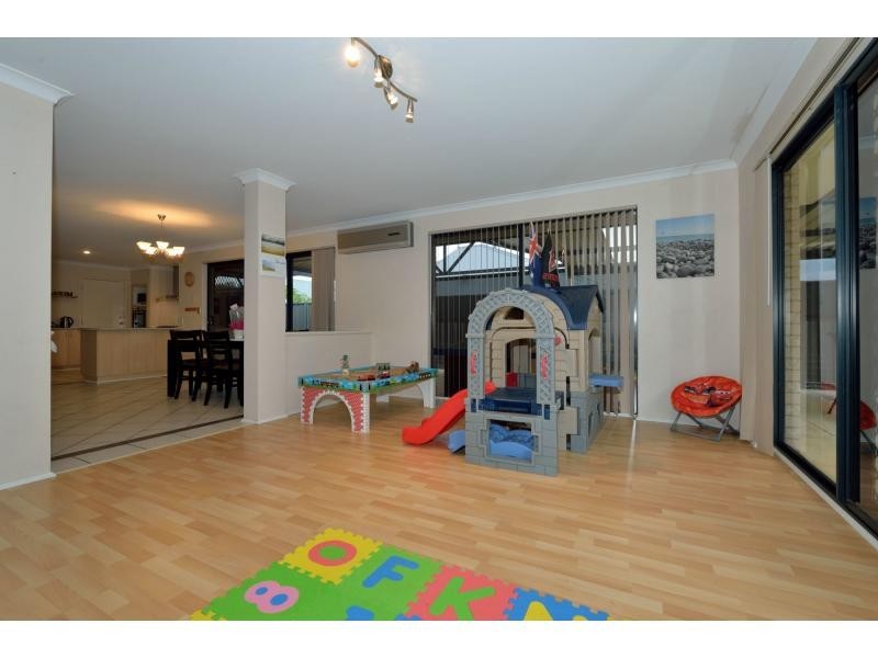 19 Lemon Gum Drive, Baldivis WA 6171