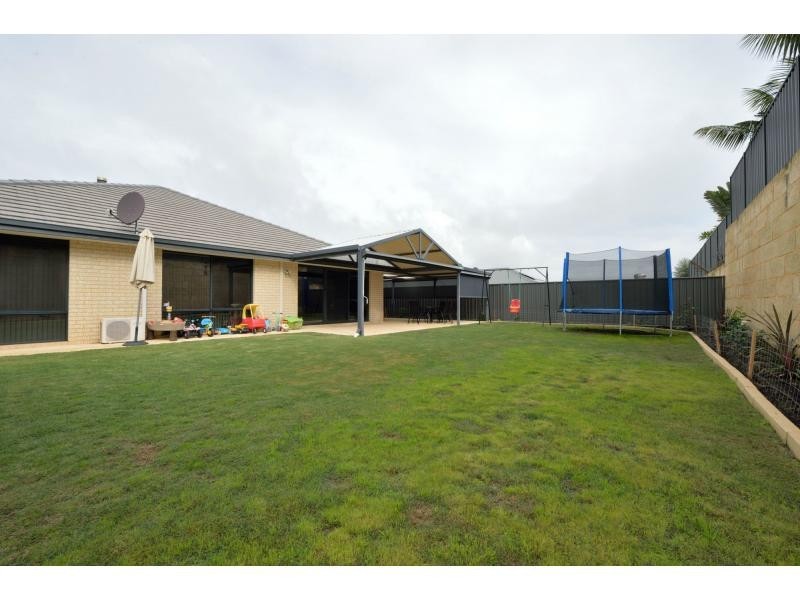 19 Lemon Gum Drive, Baldivis WA 6171