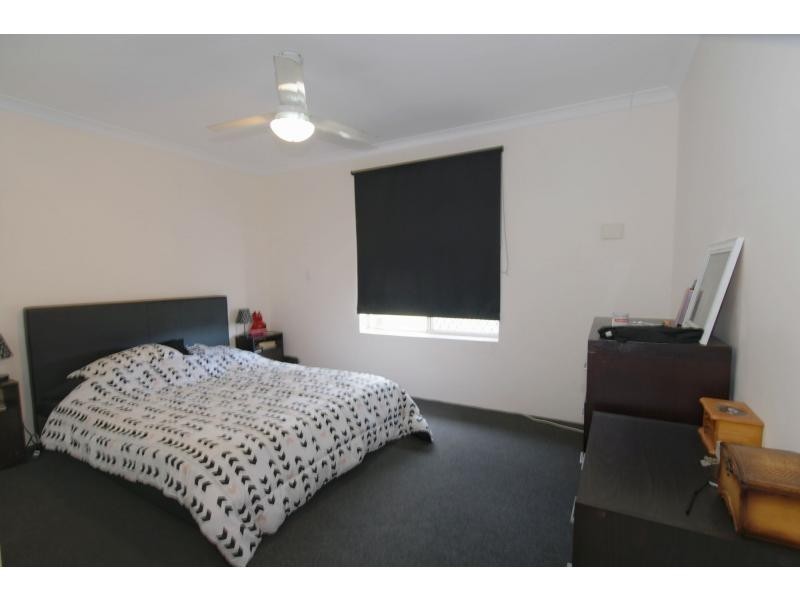 75 Coronata Drive, Warnbro WA 6169