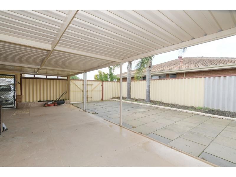 75 Coronata Drive, Warnbro WA 6169